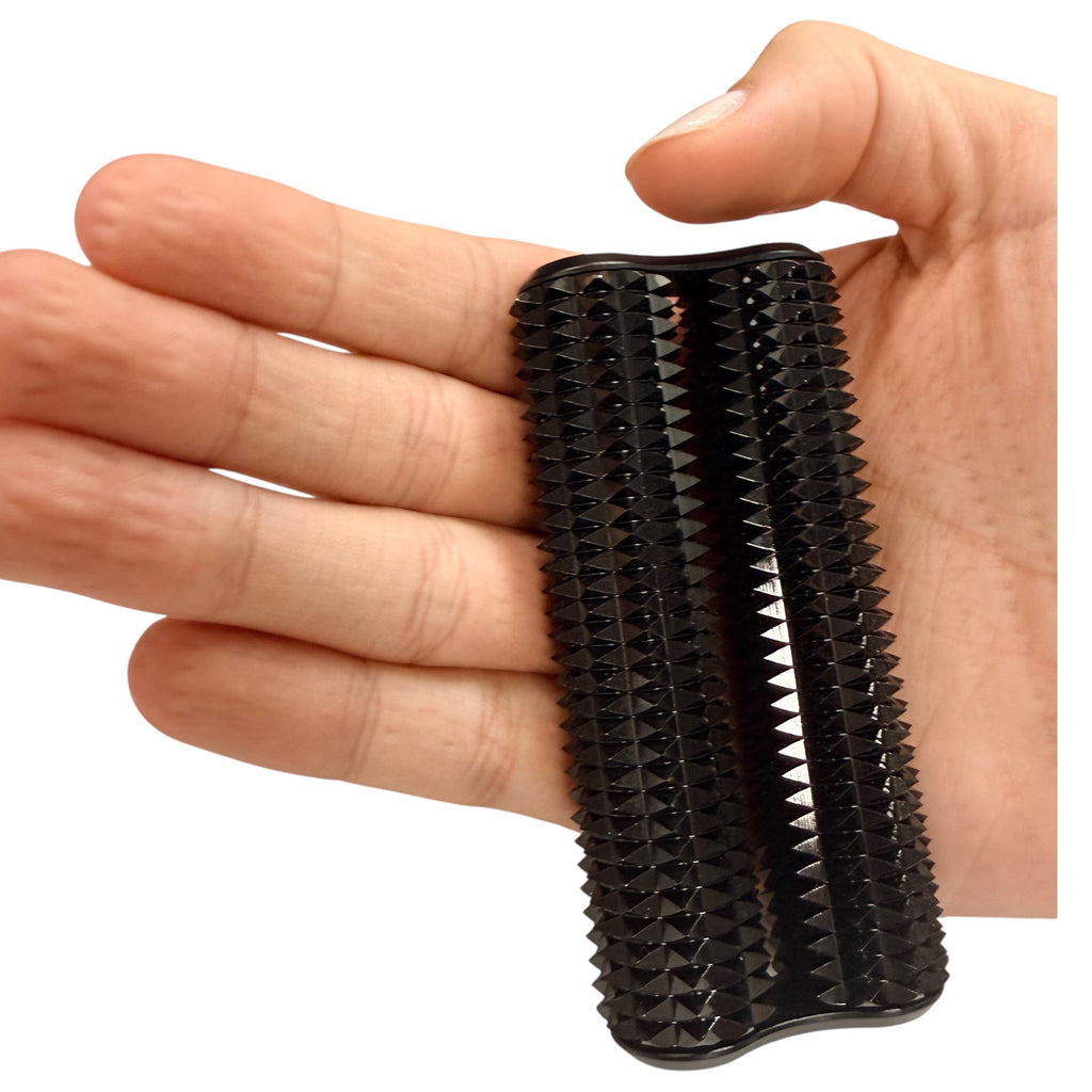 Spikey Hand Roller Black 285g    High-load Safe Ouch