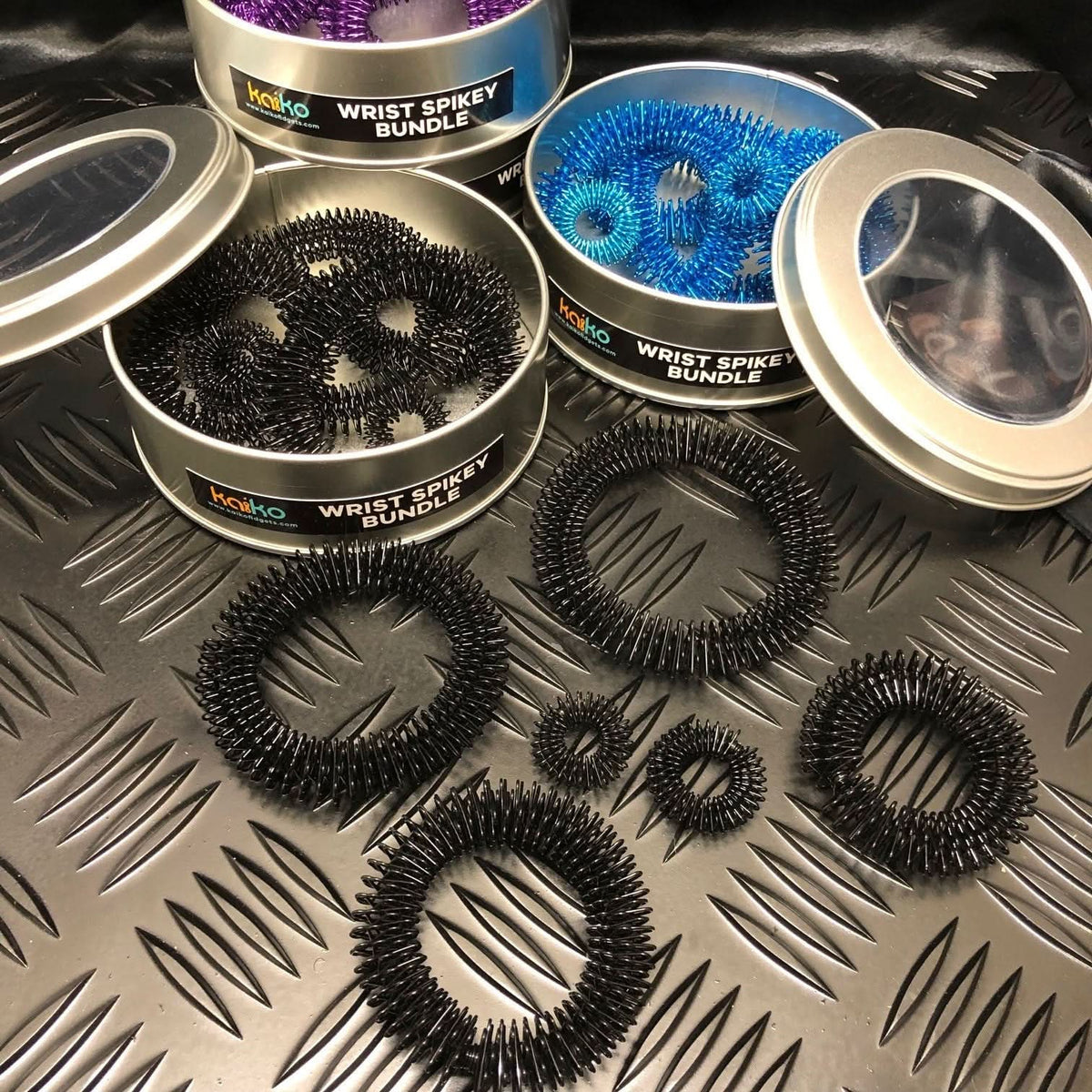 Spikey BUNDLE - 4 wrist + 2 finger sizes