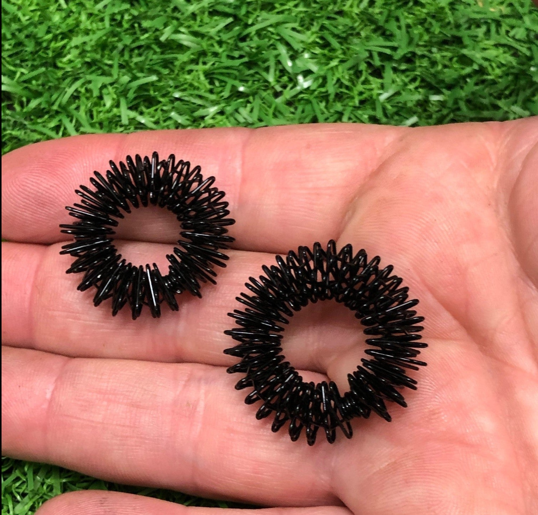 Spikey BUNDLE - 4 wrist + 2 finger sizes