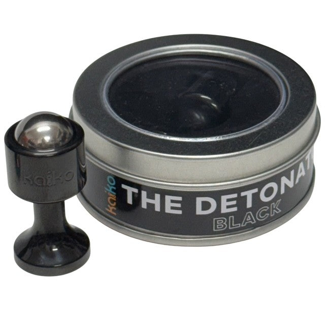 The Detonator - roll, press & twist
