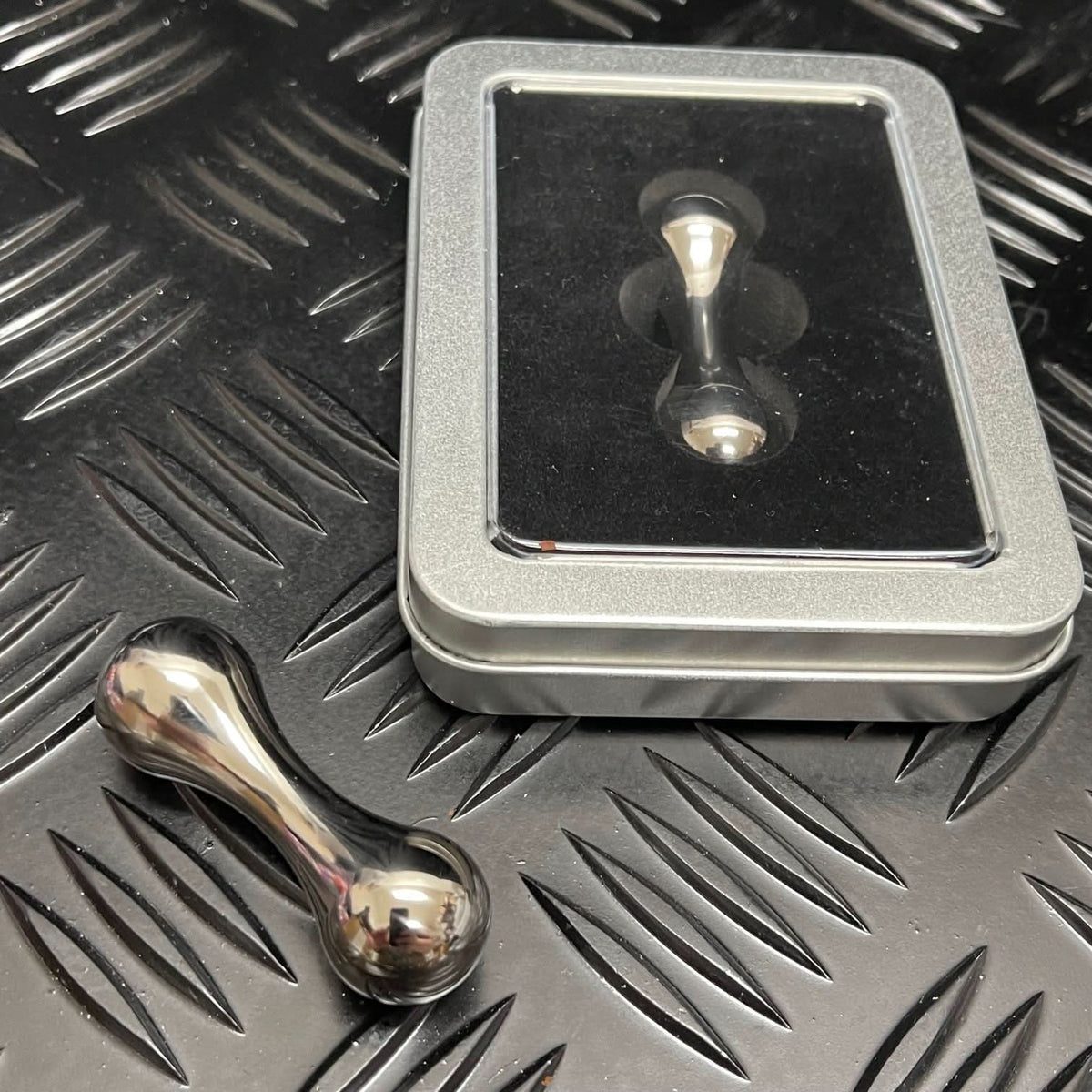Titanium Fidget Bone by kaiko