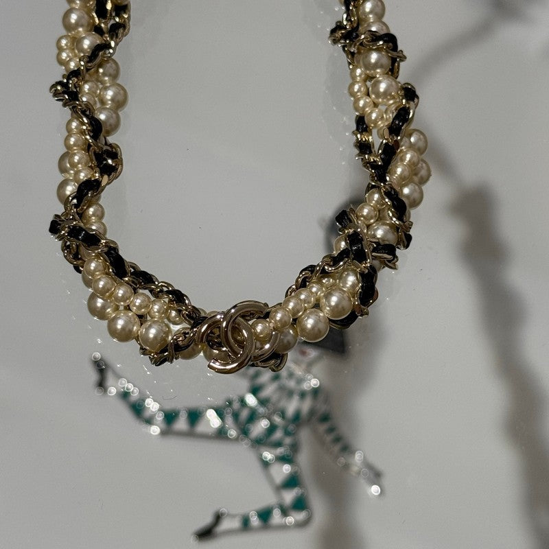 Chanel Pearl Leather Choker 18K Gold Necklace