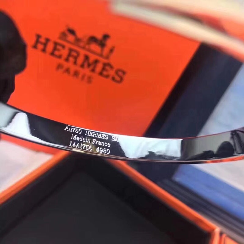 Hermes Kelly Diamonds 18K Yellow Gold Bracelet