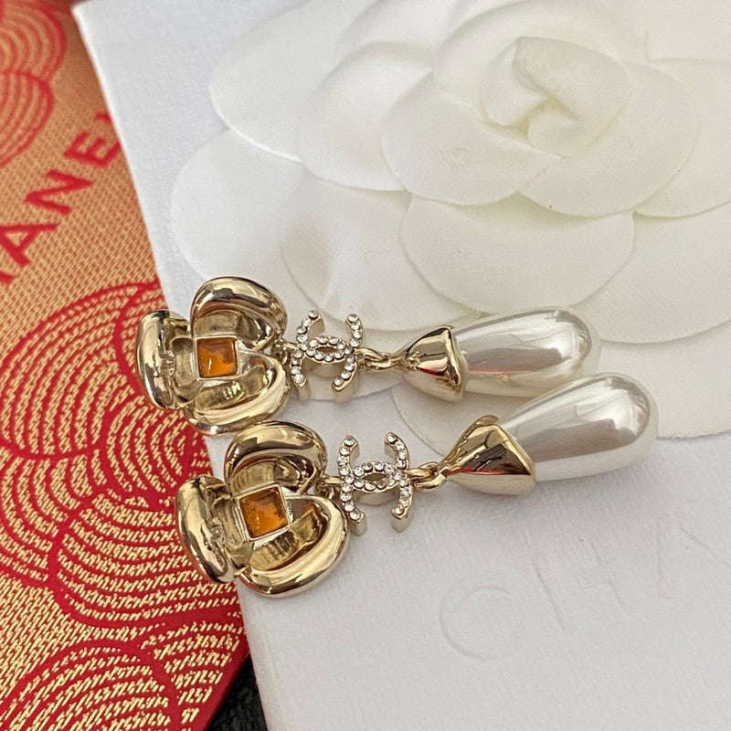 Chanel Camellia Pearl 18K Gold Earrings